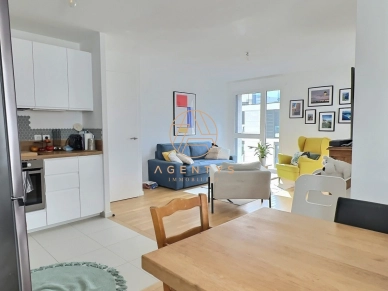 Appartement loué 3 pièces de 68,45 m² à Saint-Maur-des-Fossés