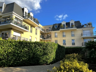 Appartement à vendre 3 pièces de 65,44 m² à Le Plessis-Trévise