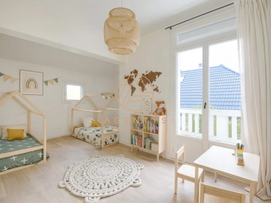 Maison à vendre 6 pièces de 195,02 m² à Saint-Maur-des-Fossés