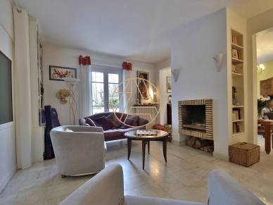 Maison à vendre 8 pièces de 200 m² à Saint-Maur-des-Fossés