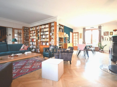 Maison à vendre 7 pièces de 182,42 m² à Champigny-sur-Marne