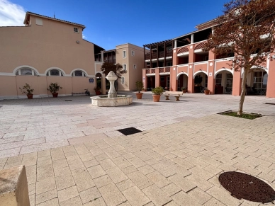 Appartement à vendre 2 pièces de 23 m² à Saint-Raphaël