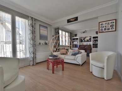 Maison à vendre 7 pièces de 146,62 m² à Ormesson-sur-Marne