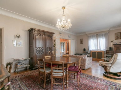 Maison à vendre 7 pièces de 152,46 m² à Saint-Maur-des-Fossés