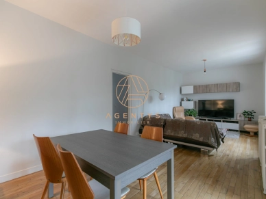Maison à vendre 5 pièces de 106 m² à Saint-Maur-des-Fossés