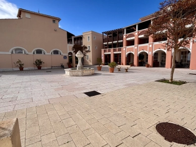 Appartement à vendre 2 pièces de 23 m² à Saint-Raphaël