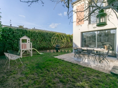Maison à vendre 5 pièces de 80,19 m² à Saint-Maur-des-Fossés