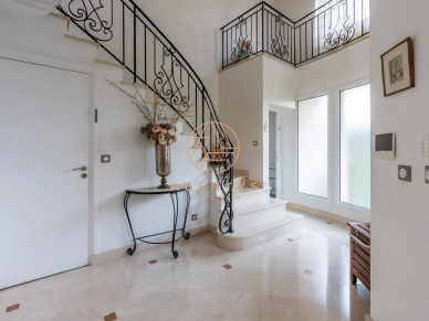 Maison à vendre 8 pièces de 205 m² à Nogent-sur-Marne