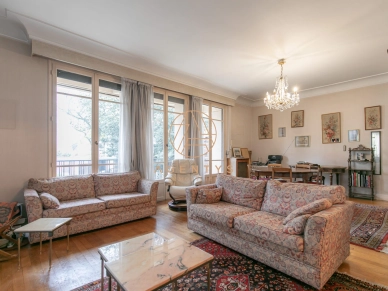 Maison à vendre 7 pièces de 152,46 m² à Saint-Maur-des-Fossés