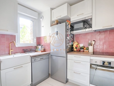 Appartement à vendre 3 pièces de 65 m² à Saint-Maur-des-Fossés