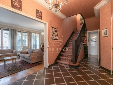 Maison à vendre 7 pièces de 152,46 m² à Saint-Maur-des-Fossés