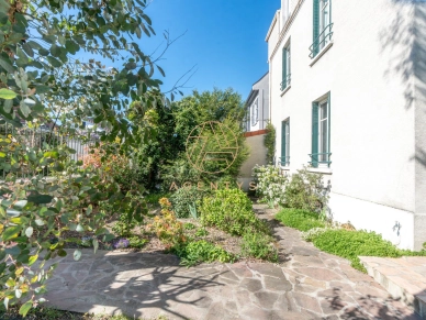 Maison à vendre 5 pièces de 145,38 m² à Le Perreux-sur-Marne
