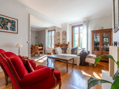 Maison à vendre 5 pièces de 145,38 m² à Le Perreux-sur-Marne