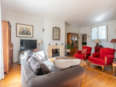 Maison à vendre 5 pièces de 145,38 m² à Le Perreux-sur-Marne