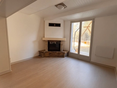 Maison à vendre 4 pièces de 70 m² à Jouques