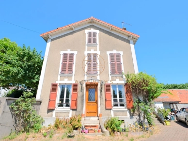 Maison à vendre 6 pièces de 117,87 m² à Champigny-sur-Marne