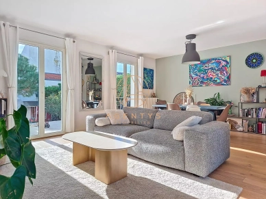 Maison à vendre 6 pièces de 130 m² à Saint-Maur-des-Fossés