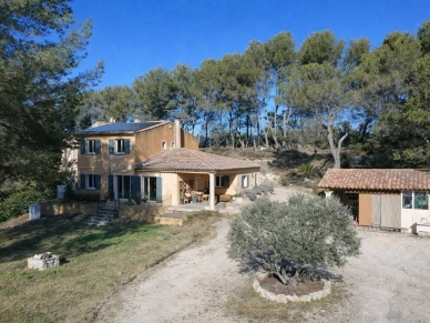 Maison à vendre 6 pièces de 255 m² à La Bastidonne