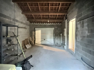 Maison à vendre 4 pièces de 111 m² à Peyrolles-en-Provence