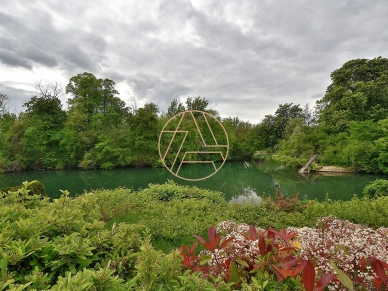 Maison à vendre 6 pièces de 174,44 m² à Chennevières-sur-Marne