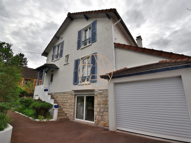 Maison à vendre 6 pièces de 174,44 m² à Chennevières-sur-Marne