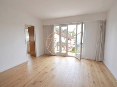 Maison à vendre 5 pièces de 99 m² à Saint-Maur-des-Fossés