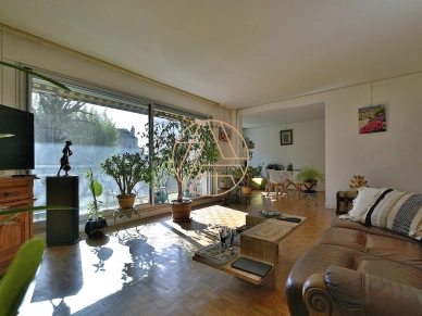 Appartement à vendre 6 pièces de 108 m² à Saint-Maur-des-Fossés