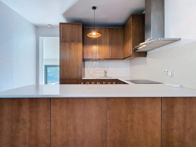 Maison à vendre 6 pièces de 117,38 m² à Saint-Maur-des-Fossés