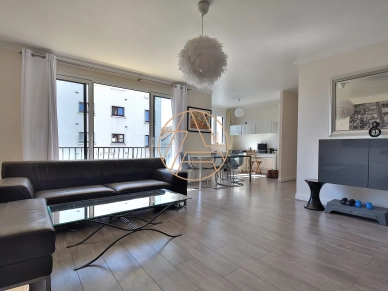 Appartement à vendre 5 pièces de 107,47 m² à Saint-Maur-des-Fossés