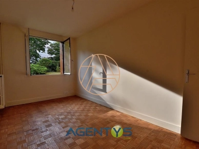 Appartement à louer 2 pièces de 50 m² à Saint-Maur-des-Fossés