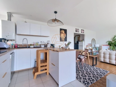 Appartement à vendre 4 pièces de 78 m² à Saint-Maur-des-Fossés