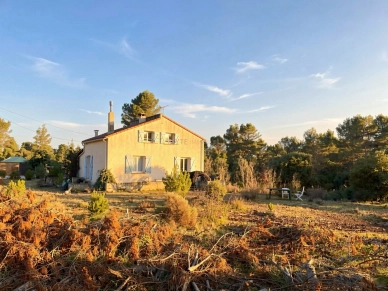 Maison à vendre 4 pièces de 105 m² à Jouques