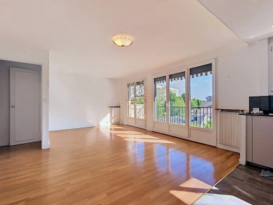 Appartement à vendre 3 pièces de 59 m² à Saint-Maur-des-Fossés