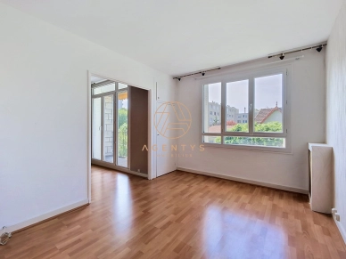 Appartement à vendre 4 pièces de 70,13 m² à Joinville-le-Pont