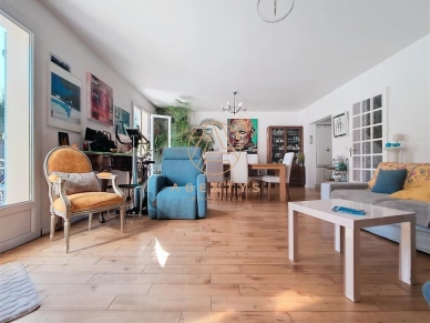 Maison à vendre 7 pièces de 136 m² à Saint-Maur-des-Fossés