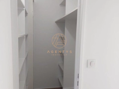 Appartement à louer 3 pièces de 55 m² à Saint-Maur-des-Fossés