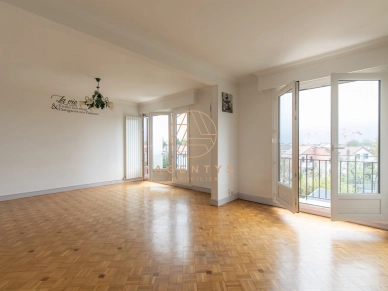 Appartement vendu 5 pièces de 85,65 m² à Chennevières-sur-Marne