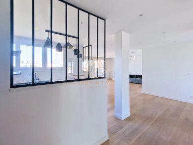 Appartement à vendre 3 pièces de 82 m² à Saint-Maur-des-Fossés