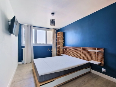 Appartement à vendre 3 pièces de 82 m² à Saint-Maur-des-Fossés