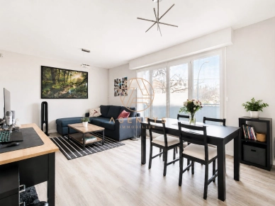 Appartement à vendre 2 pièces de 46 m² à Saint-Maur-des-Fossés