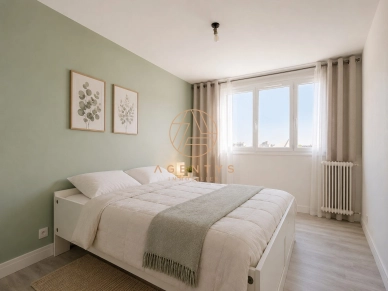 Appartement à vendre 4 pièces de 82 m² à Saint-Maur-des-Fossés