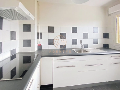 Appartement à vendre 1 pièces de 27 m² à Saint-Maur-des-Fossés