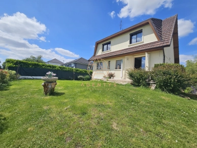 Maison à vendre 6 pièces de 130 m² à Le Plessis-Trévise