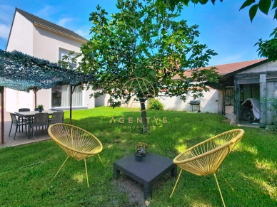 Maison à vendre 7 pièces de 165 m² à Saint-Maur-des-Fossés