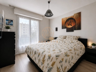 Appartement à vendre 2 pièces de 46 m² à Saint-Maur-des-Fossés