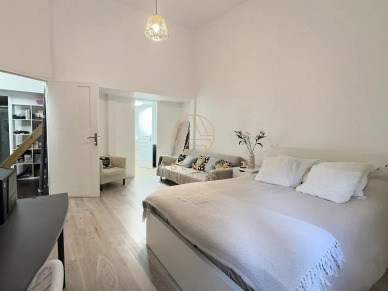 Maison à vendre 6 pièces de 186 m² à La Courneuve