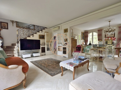Maison à vendre 7 pièces de 147 m²