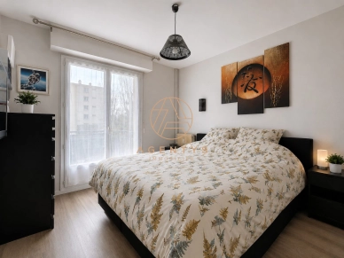 Appartement à vendre 2 pièces de 46 m² à Saint-Maur-des-Fossés