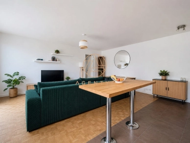 Appartement à vendre 2 pièces de 54 m² à Saint-Maur-des-Fossés