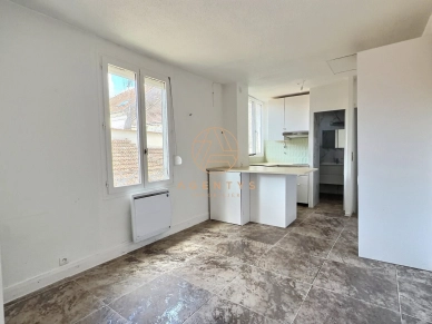 Appartement à louer 2 pièces de 28,32 m² à Saint-Maur-des-Fossés